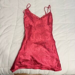VTG y2k August silk Lace Trim pink Chemise Slip